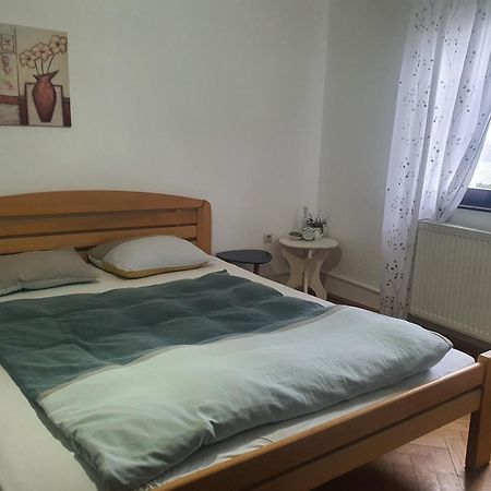 Hostelche Guest House Смедерево Екстериор снимка