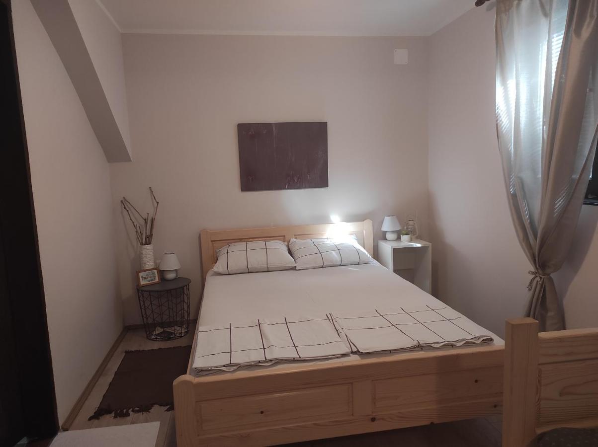 Hostelche Guest House Смедерево Екстериор снимка