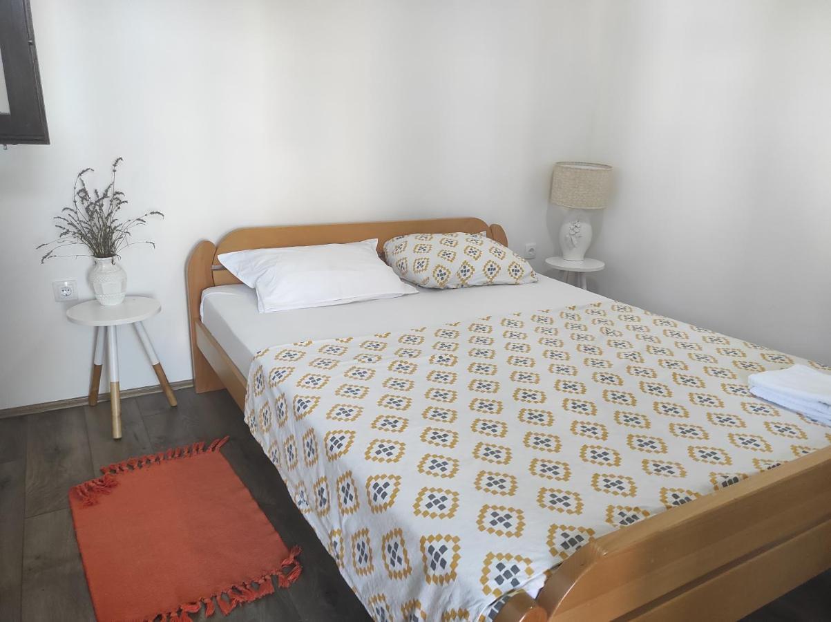 Hostelche Guest House Смедерево Екстериор снимка
