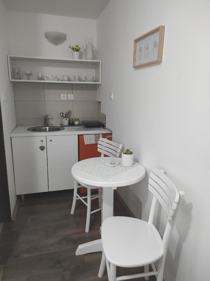 Hostelche Guest House Смедерево Екстериор снимка