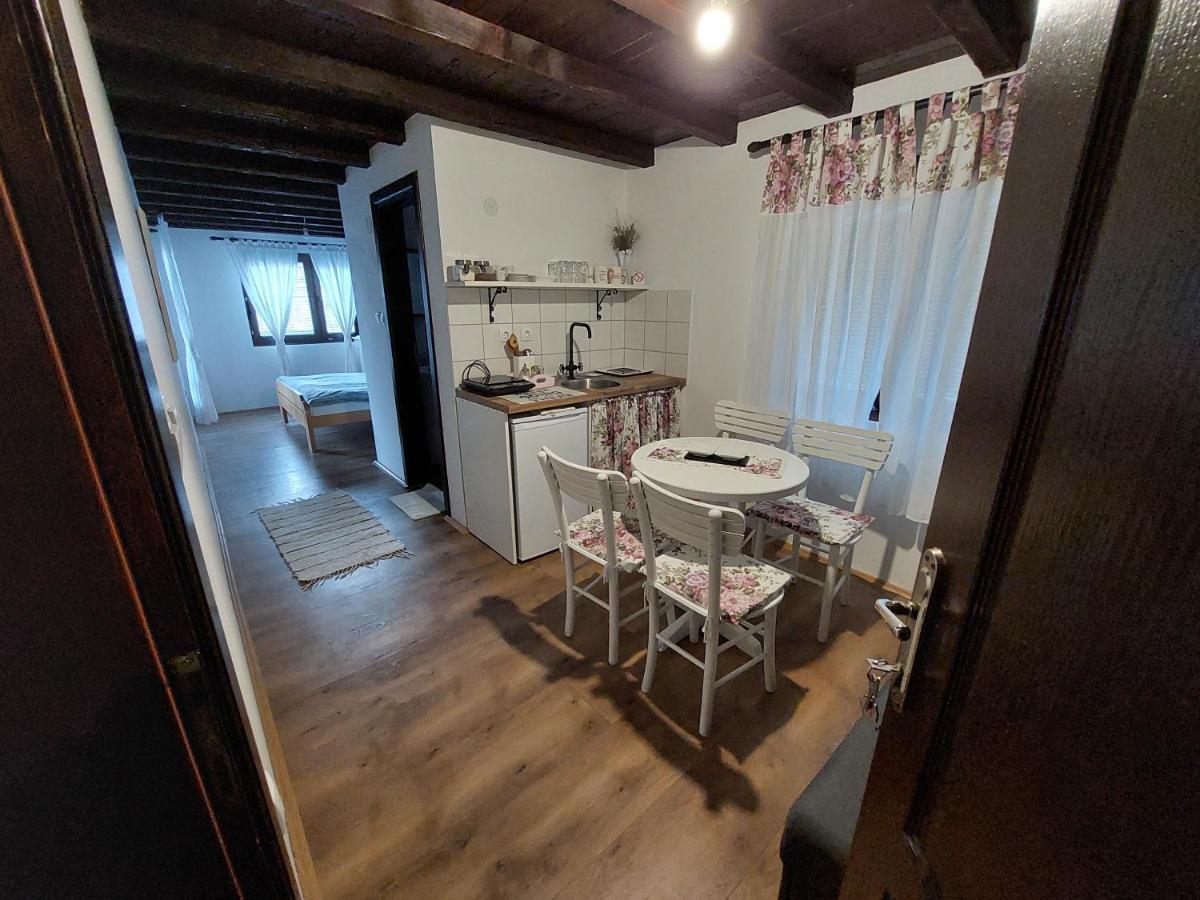 Hostelche Guest House Смедерево Екстериор снимка