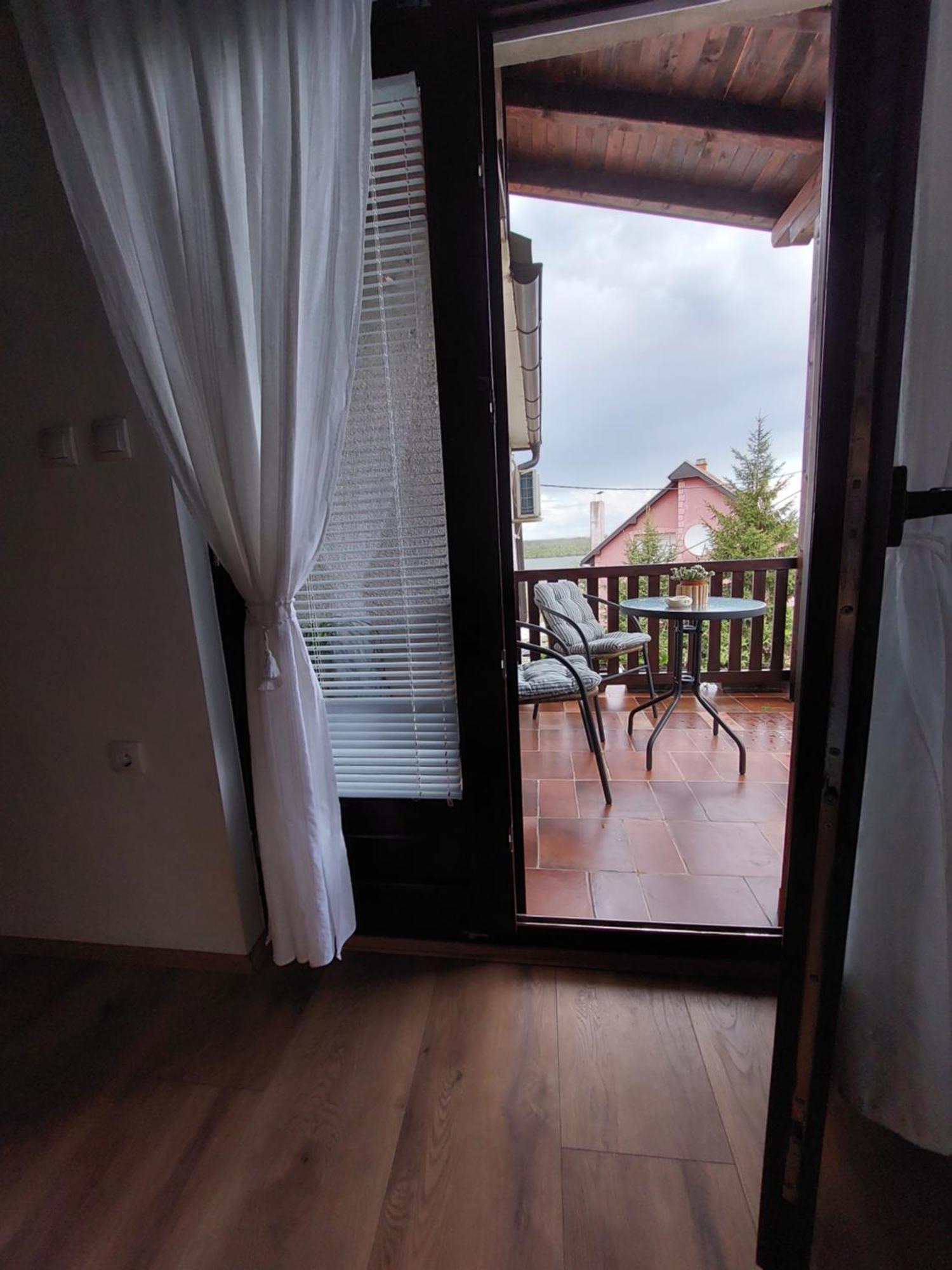Hostelche Guest House Смедерево Екстериор снимка