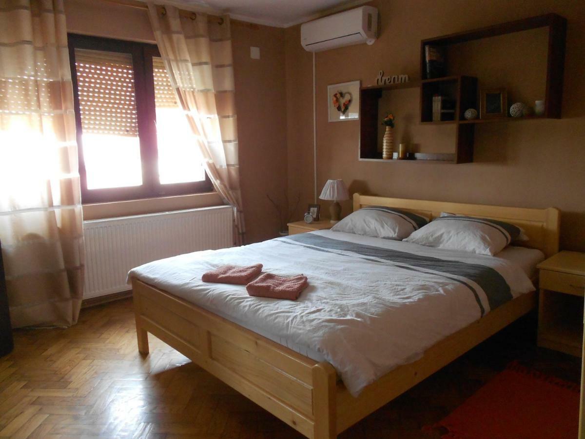 Hostelche Guest House Смедерево Екстериор снимка